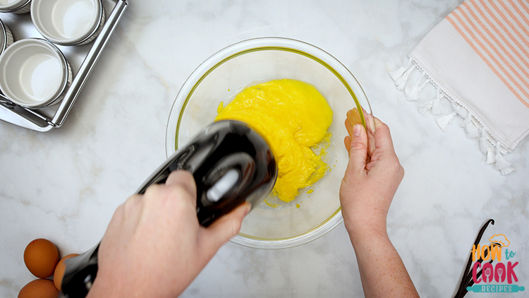 How do you make creme brulee from scratch